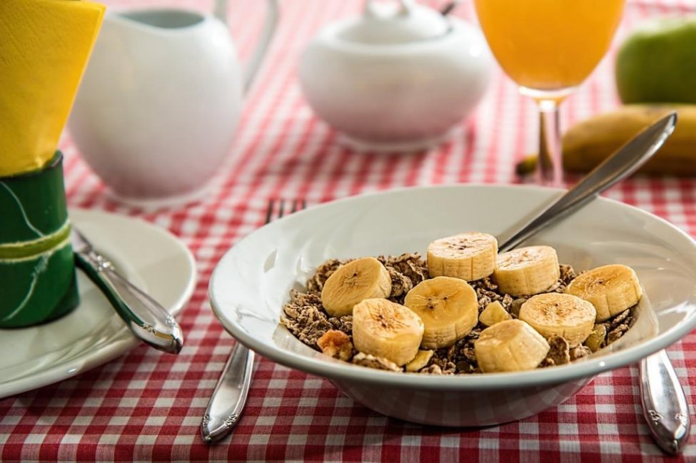 Researchers in a recent study say children and teens who skip breakfast are missing out on vital nutrients. Photo by stevepb/Pixabay